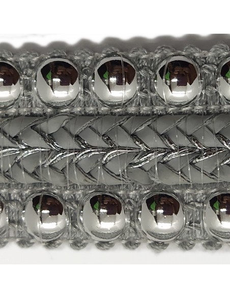 GALÓN CUERO CON TACHAS