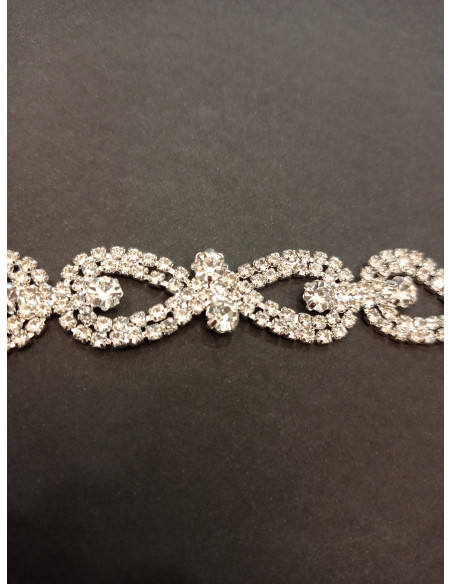 TIRA DE  STRASS, FORMA DE OCHOS, ENGARZADOS
