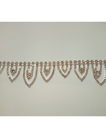 TIRA DE STRASS, FORMA DE PICOS, ENGARZADOS 3CM. aprox.