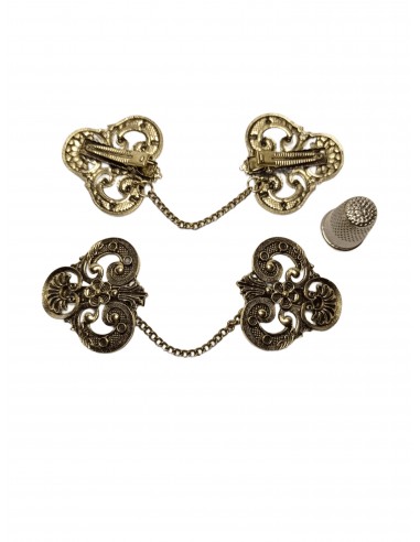 MANITAS 39mm triangular labrado tono...