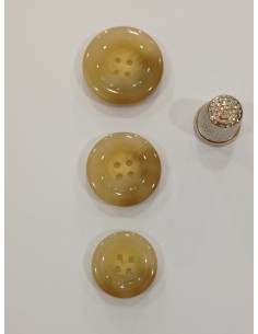 Botón beige para chaquetón