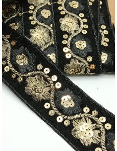 Galón terciopelo bordado 40mm 2