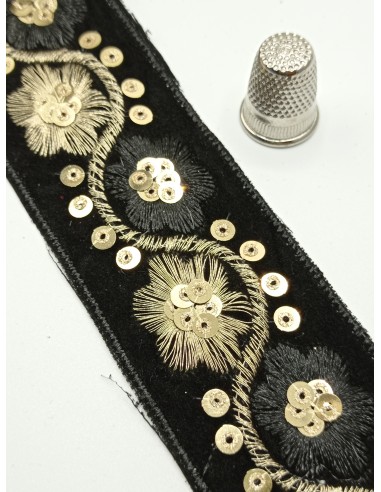 Galón terciopelo bordado 40mm