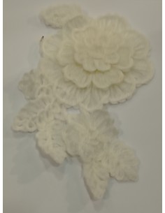 Aplique de lana blanca en...