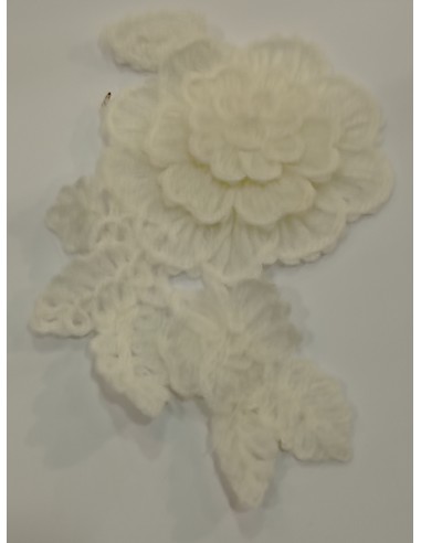 Aplique de lana blanca en forma de...